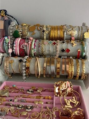 Auction Listing